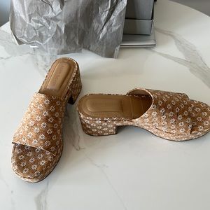 Adam Tucker Daisy Floral Sandal